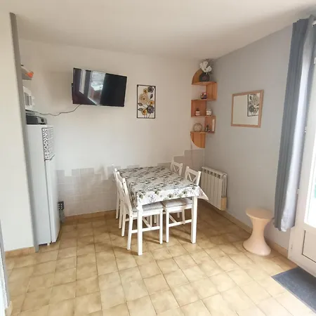 Privee A マルセイヤン